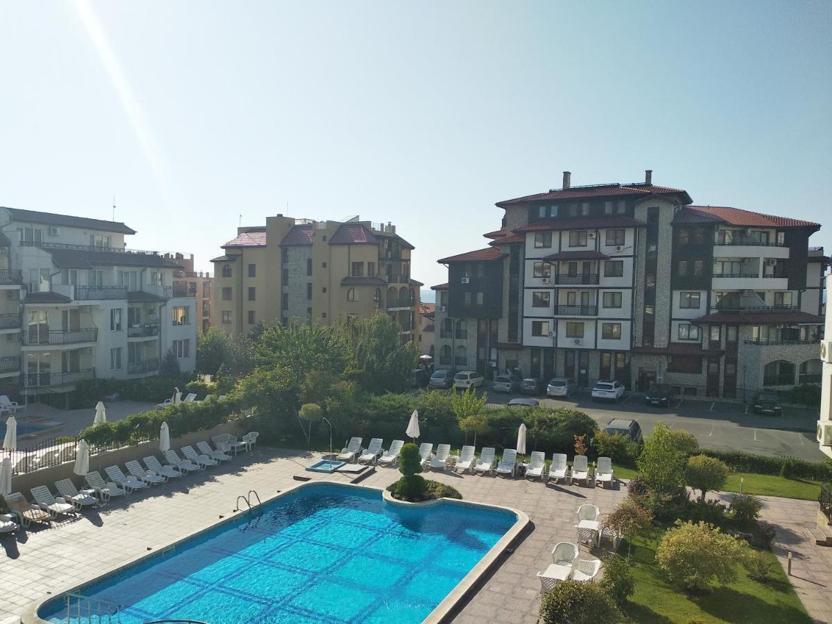 Dom-El Real Apartments 4 - Sveti Vlas Eksteriør bilde