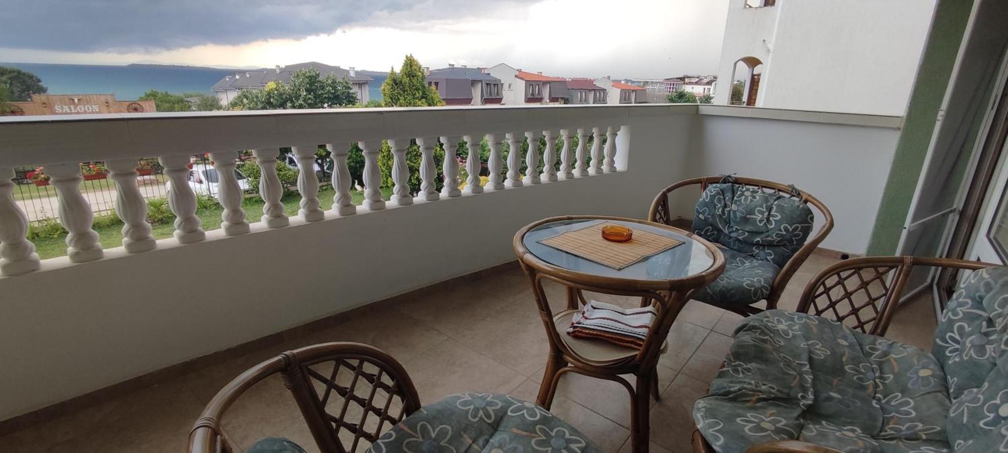 Dom-El Real Apartments 4 - Sveti Vlas Eksteriør bilde